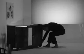 Haut Cris / Linde Van Raeschelder