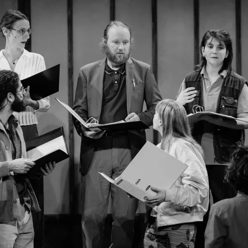 Menace Chorale / Simon Gosselin
